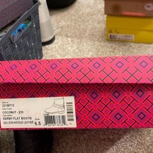 Tory Burch Derby Flat Bootie Boot in Chocolate Brown - size 6.5